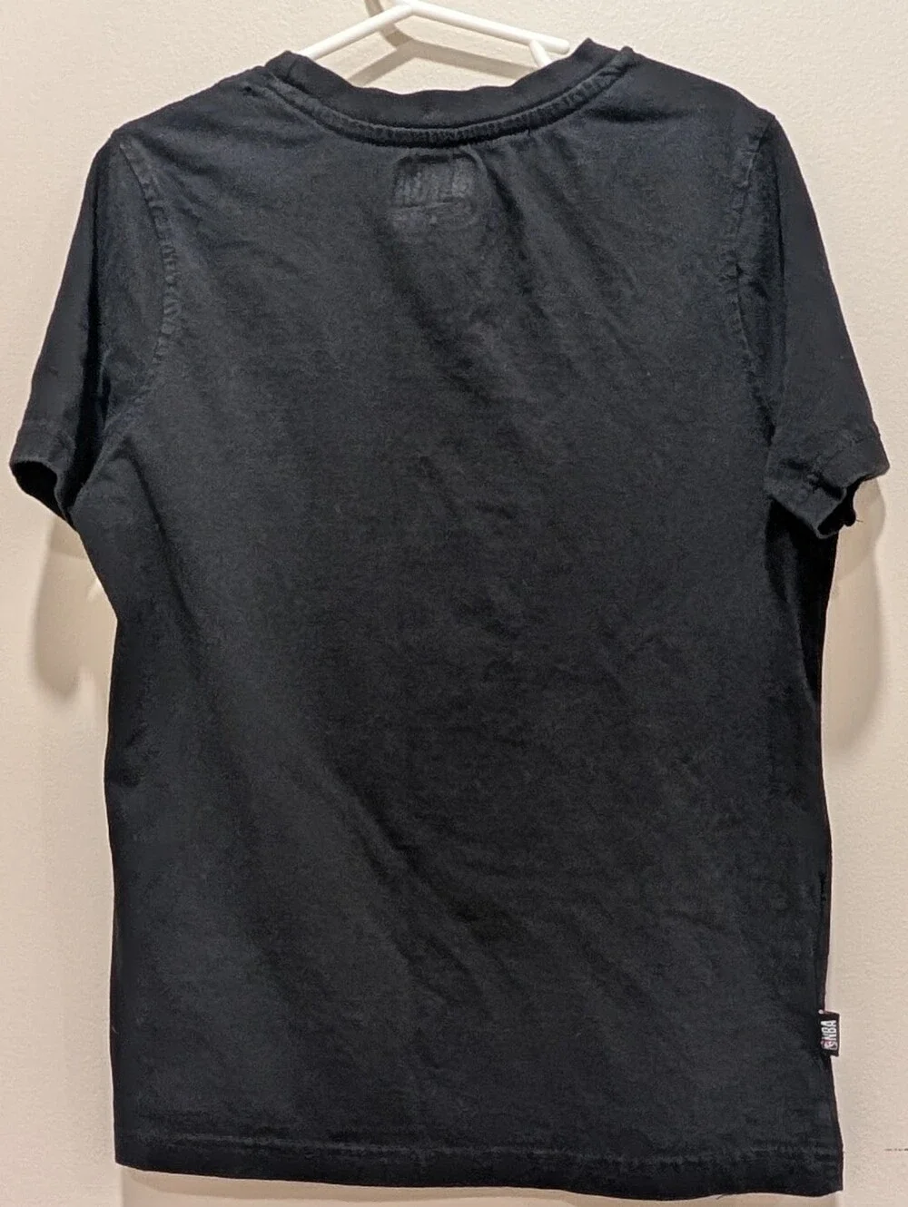 NBA Black T-Shirt with White Circular Logo Boys size 8